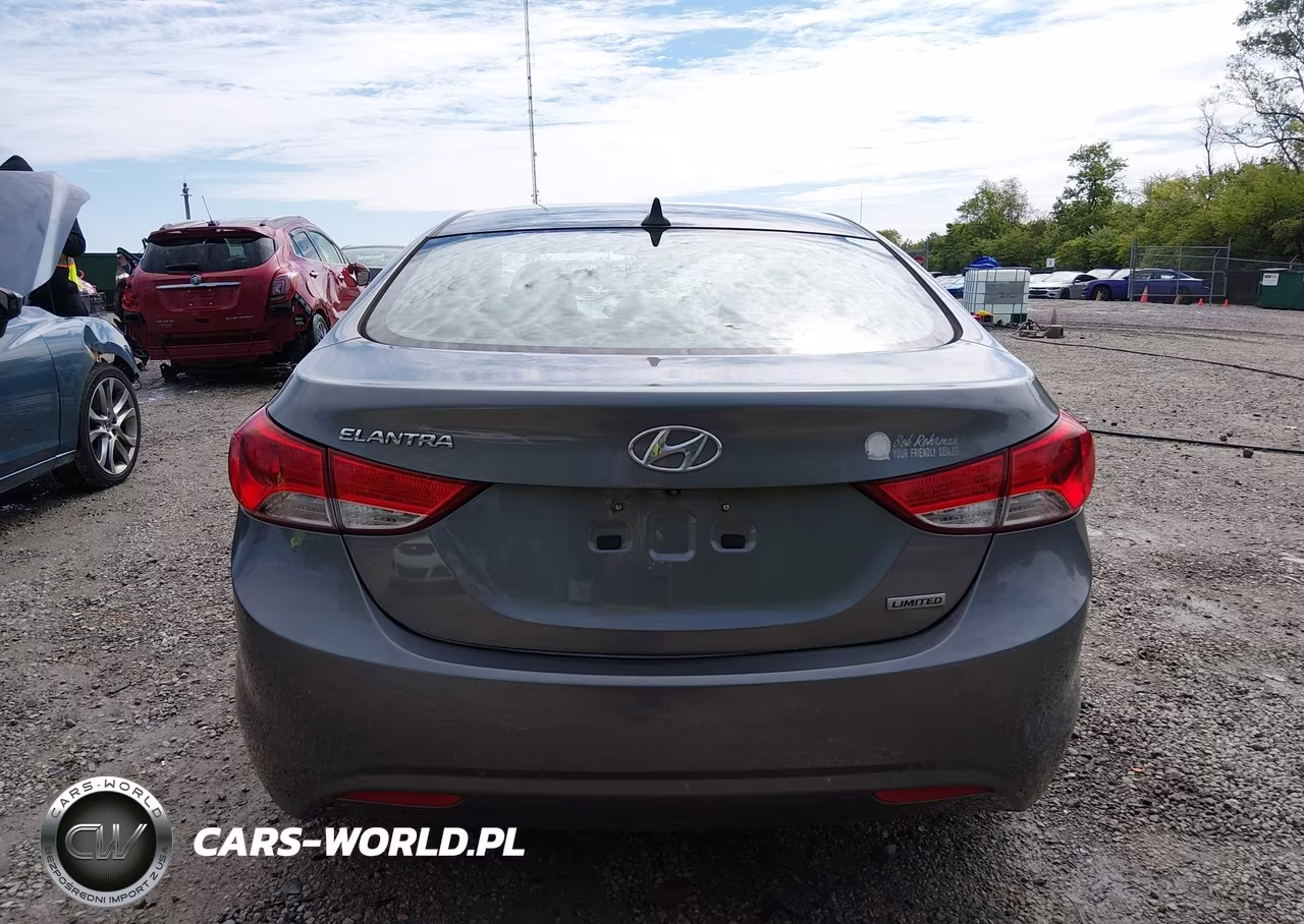 2012 Hyundai Elantra Limited VIN:5NPDH4AE4CH136814 - 17