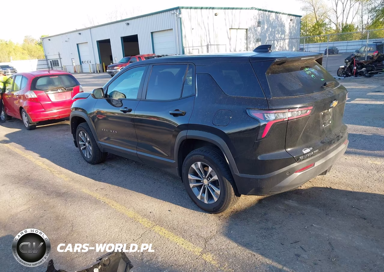2025 Chevrolet Equinox Awd Lt VIN:3GNAXPEG8SL295697 - 3