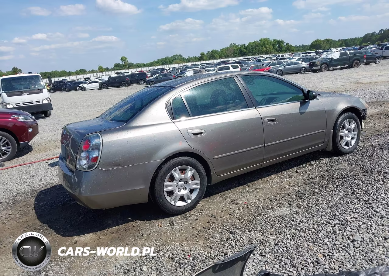 2005 Nissan Altima 2.5 S VIN:1N4AL11D15C287167 - 4