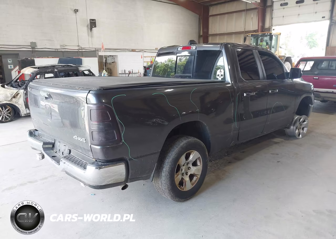 2020 Ram 1500 Big Horn 4X4 6'4 Box VIN:1C6RRFBG5LN326577 - 4