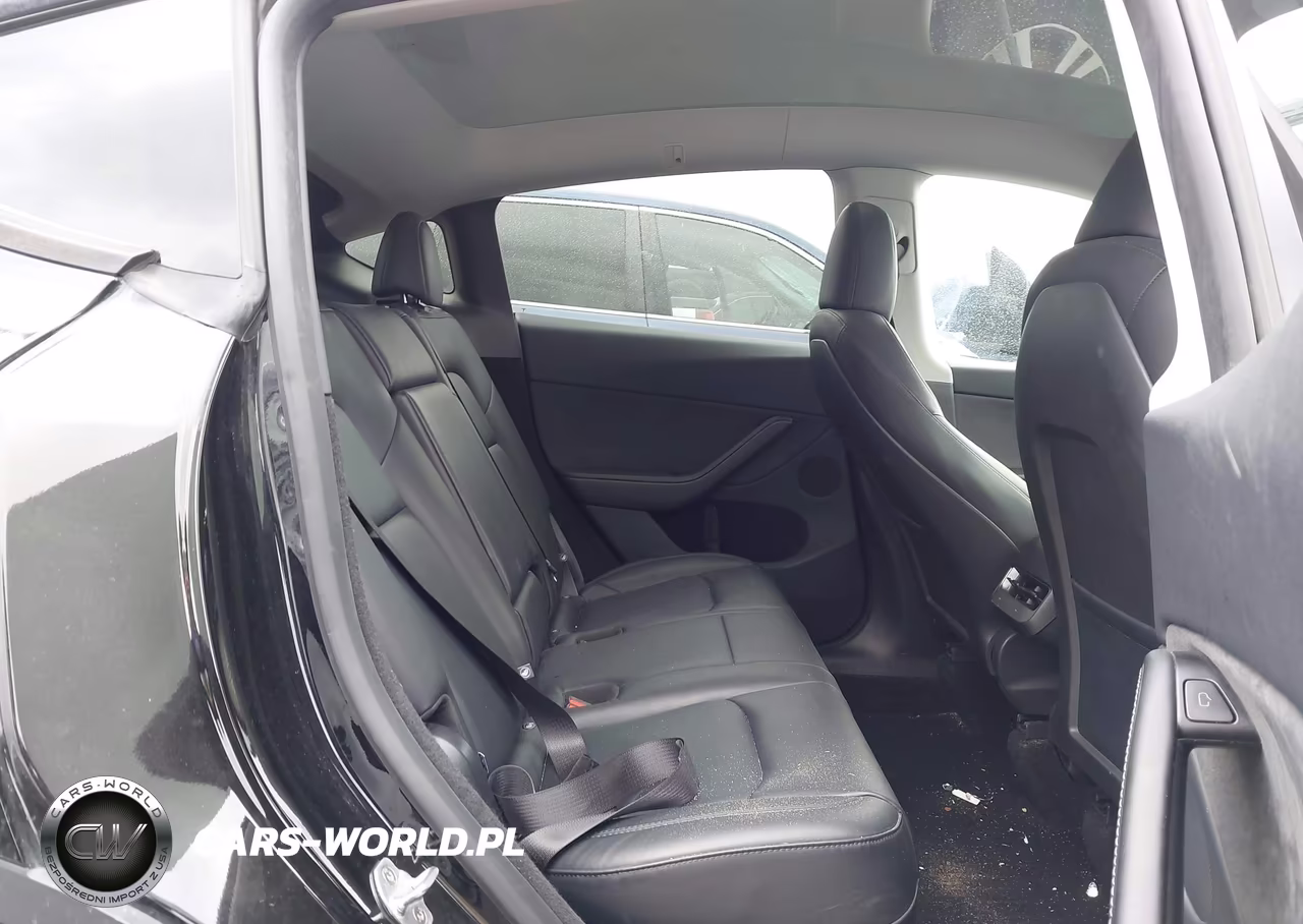 2024 Tesla Model Y VIN:7SAYGDED5RA321807 - 8