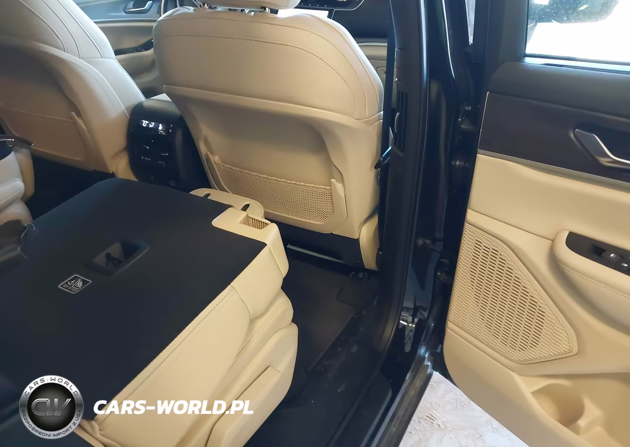 2025 Jeep Grand Cherokee L Limited 4X4 VIN:1C4RJKBG9S8709699 - 8