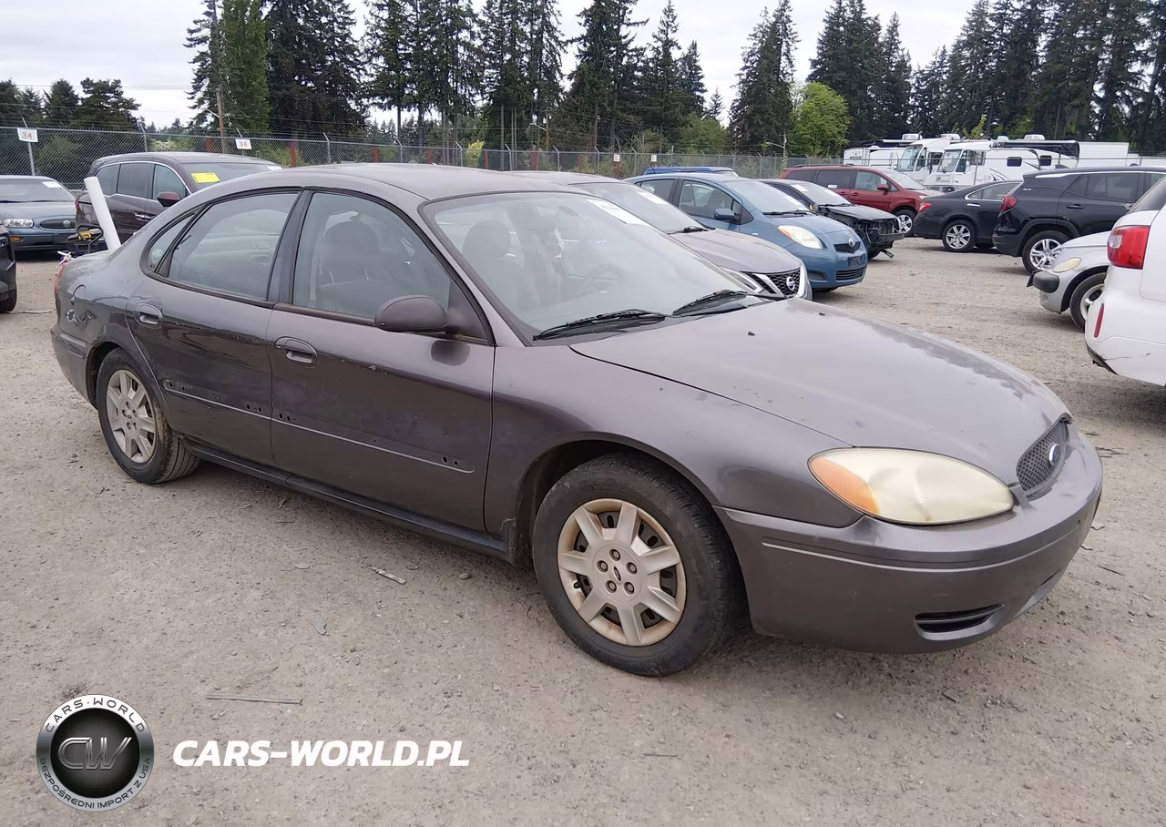 2004 Ford Taurus Se