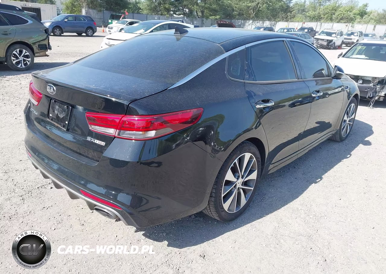 2017 Kia Optima Sx Turbo VIN:5XXGW4L2XHG137796 - 4