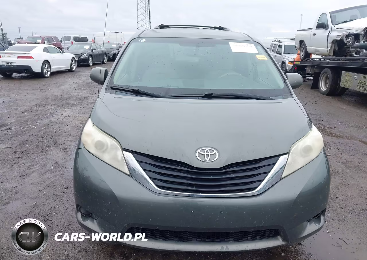 2012 Toyota Sienna Le V6 8 Passenger VIN:5TDKK3DC4CS188581 - 12