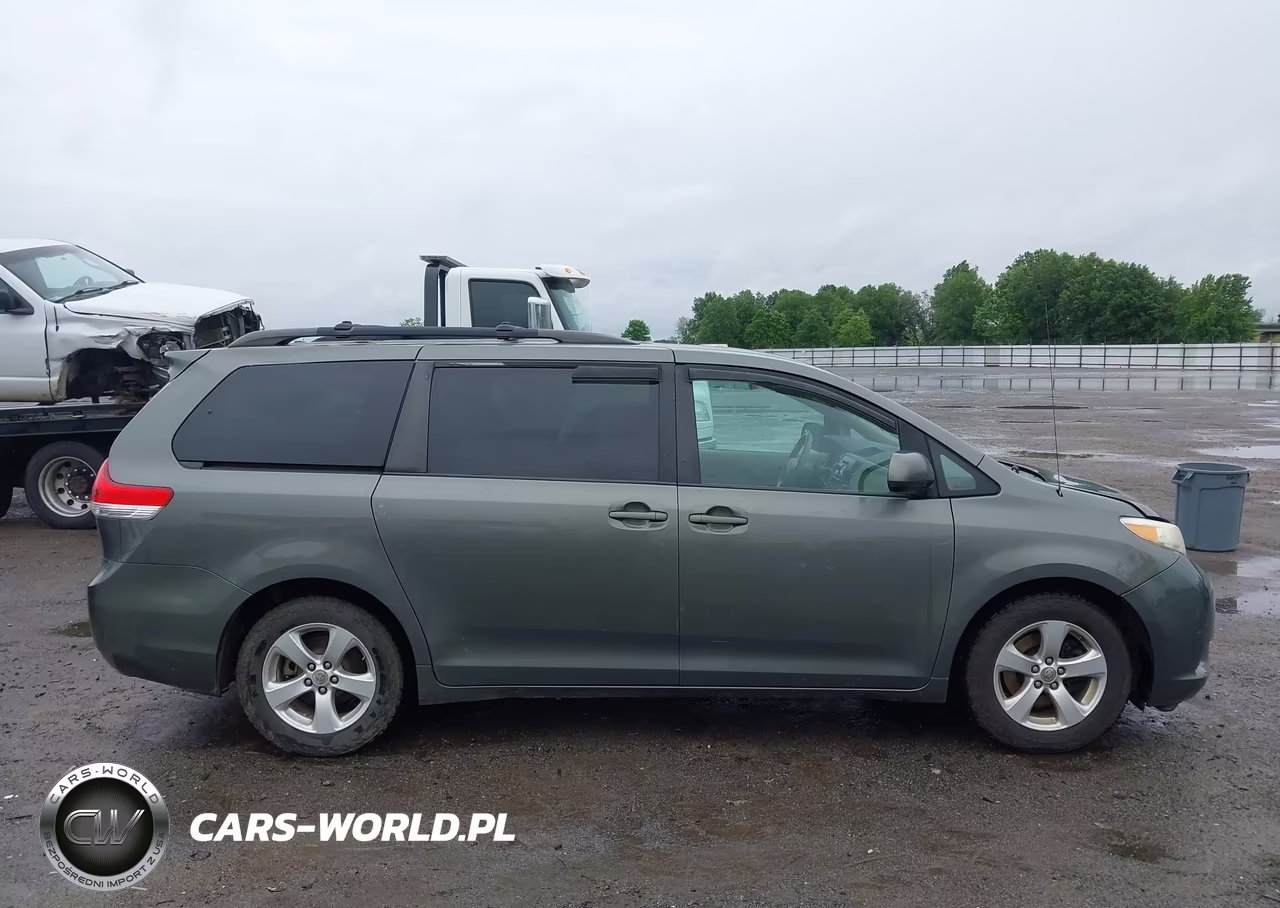 2012 Toyota Sienna Le V6 8 Passenger VIN:5TDKK3DC4CS188581 - 13