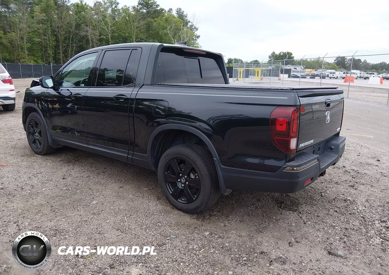 2019 Honda Ridgeline Black Edition VIN:5FPYK3F86KB036721 - 3