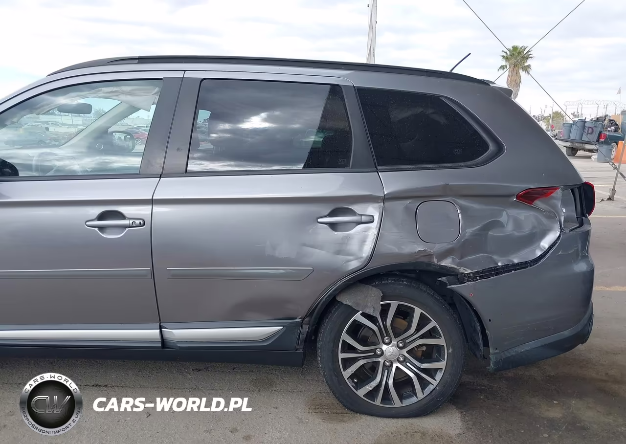 2016 Mitsubishi Outlander Sel VIN:JA4AD3A38GZ052706 - 6