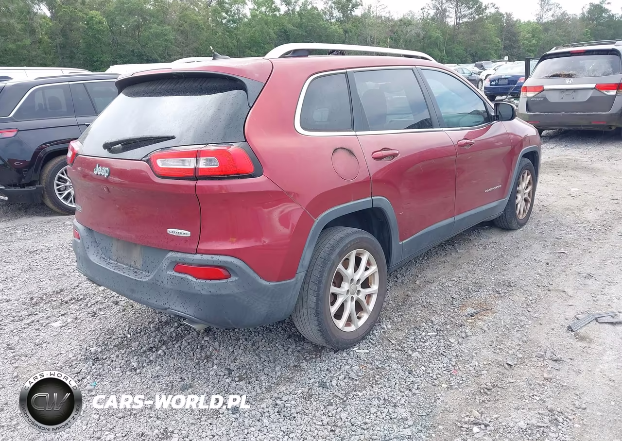 2014 Jeep Cherokee Latitude VIN:1C4PJLCS6EW117385 - 4