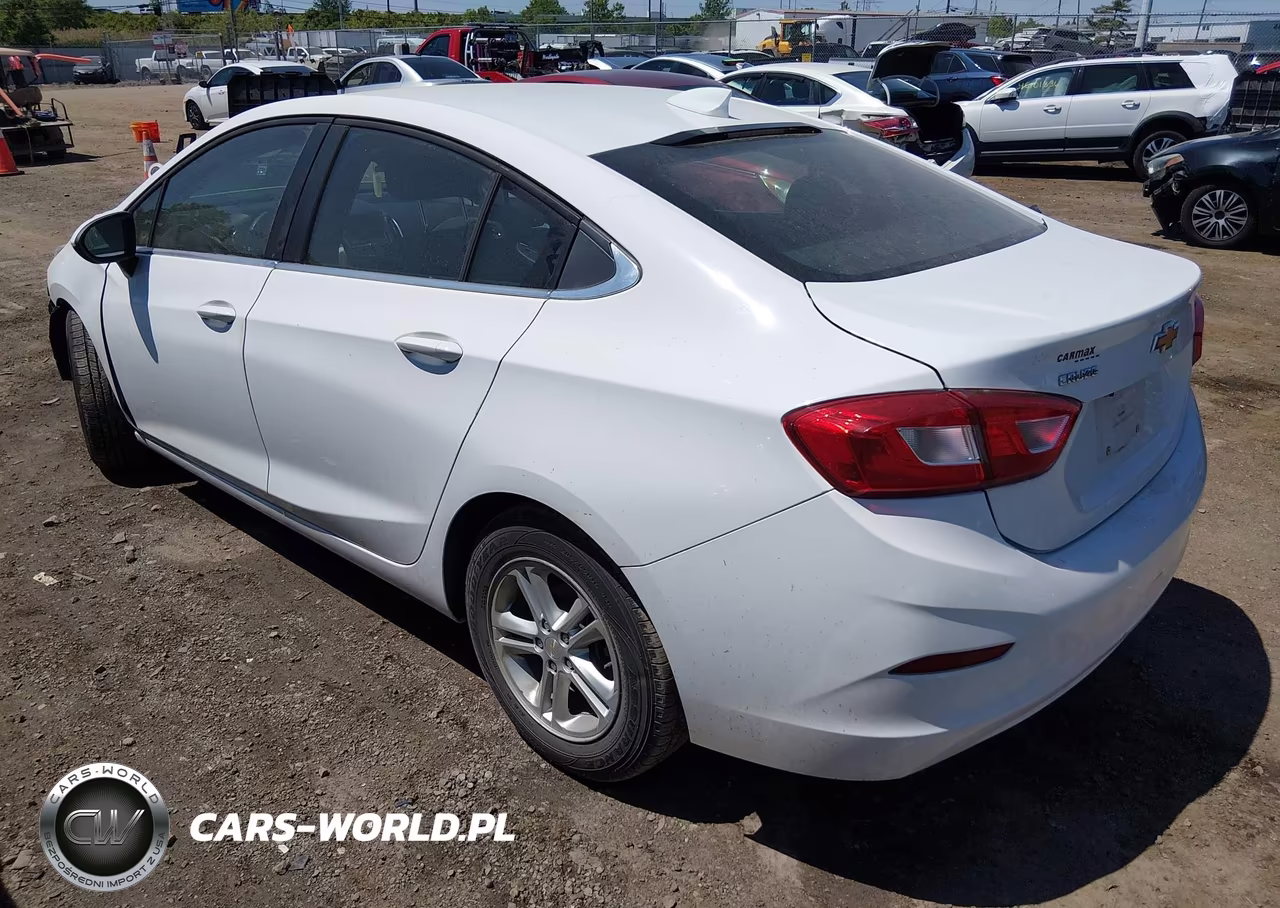 2018 Chevrolet Cruze Lt Auto VIN:1G1BE5SM4J7168264 - 3