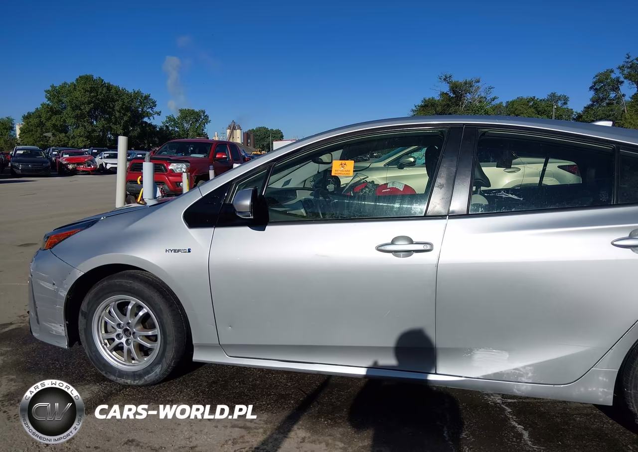 2019 Toyota Prius Xle VIN:JTDL9RFU6K3005397 - 12