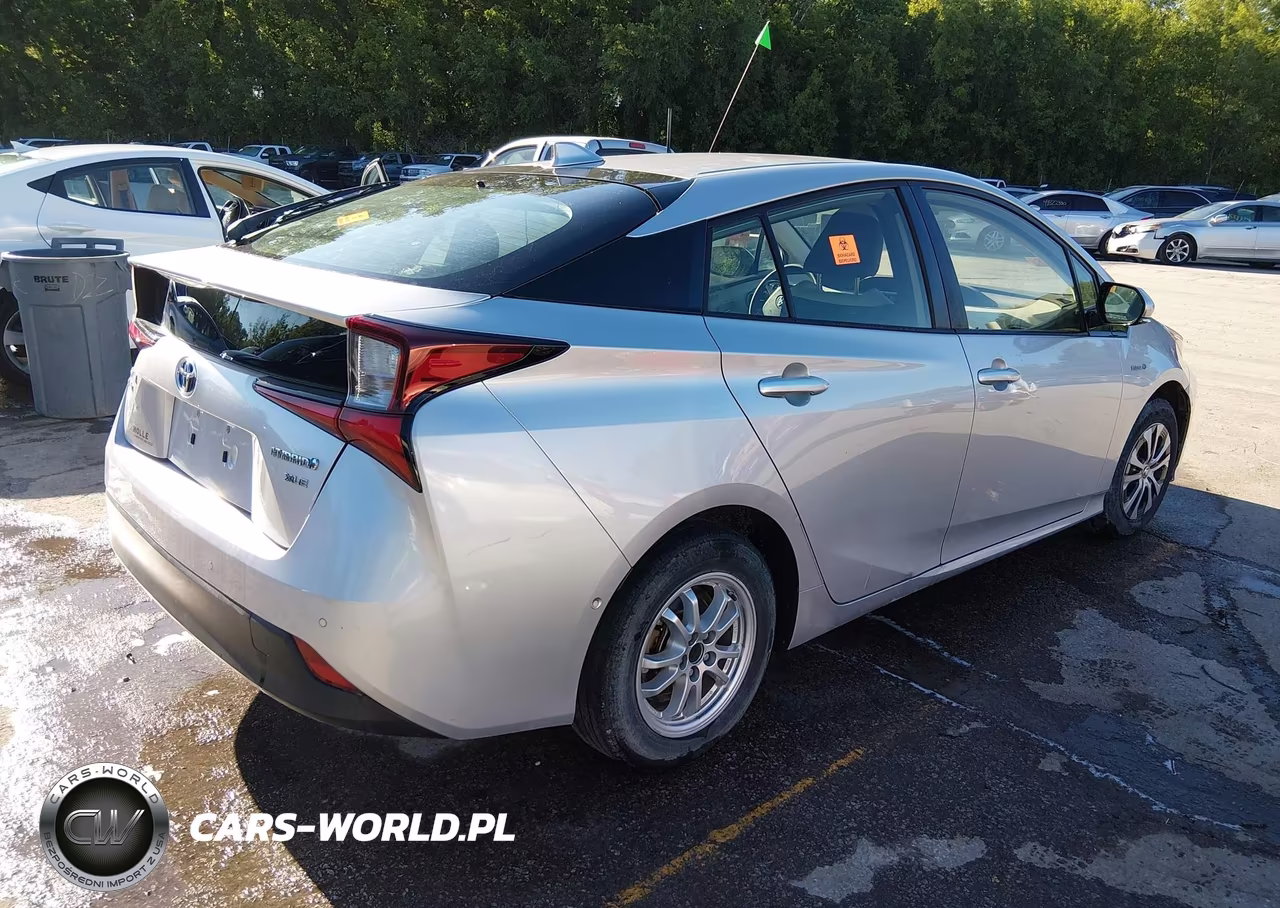 2019 Toyota Prius Xle VIN:JTDL9RFU6K3005397 - 4