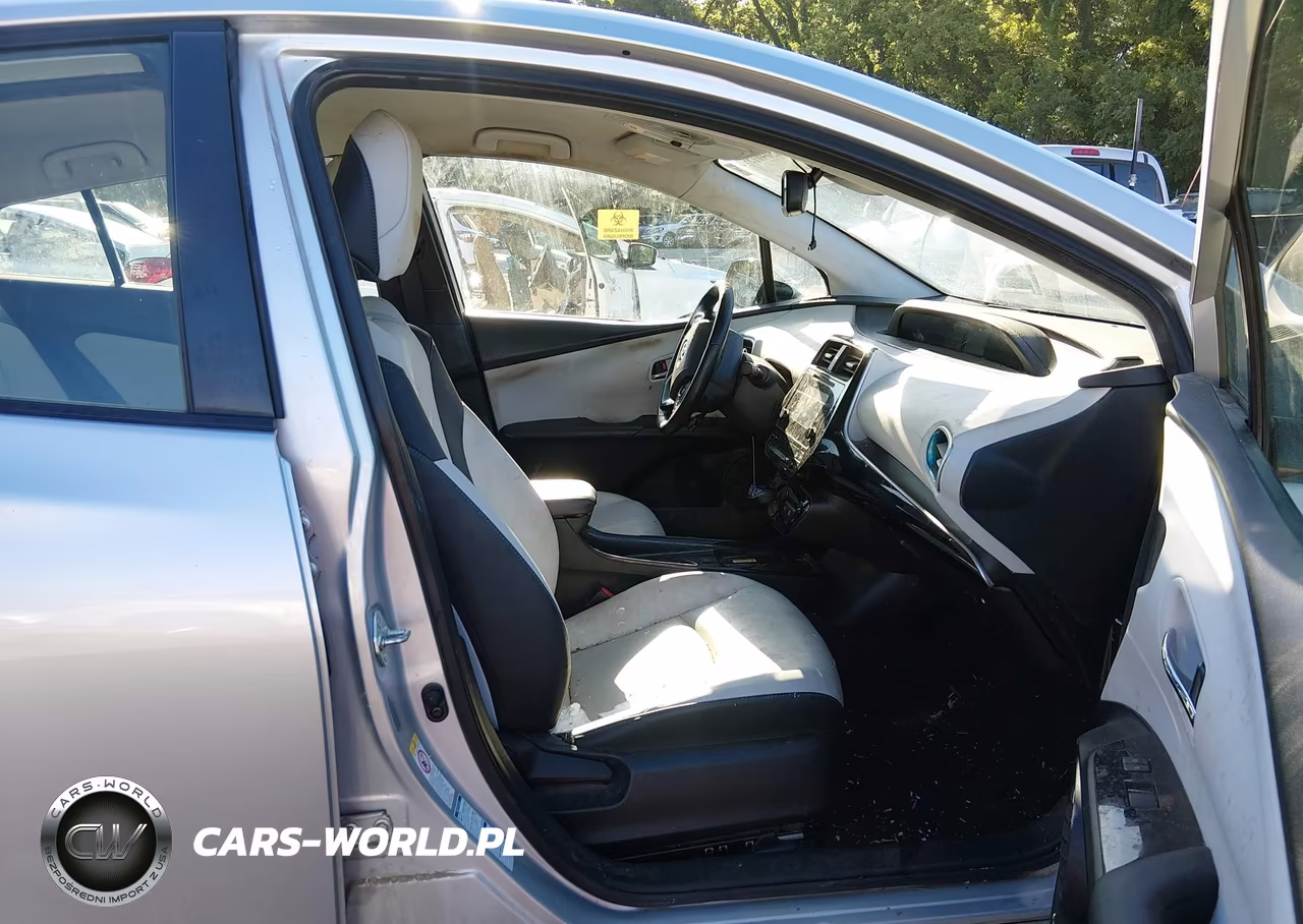 2019 Toyota Prius Xle VIN:JTDL9RFU6K3005397 - 5