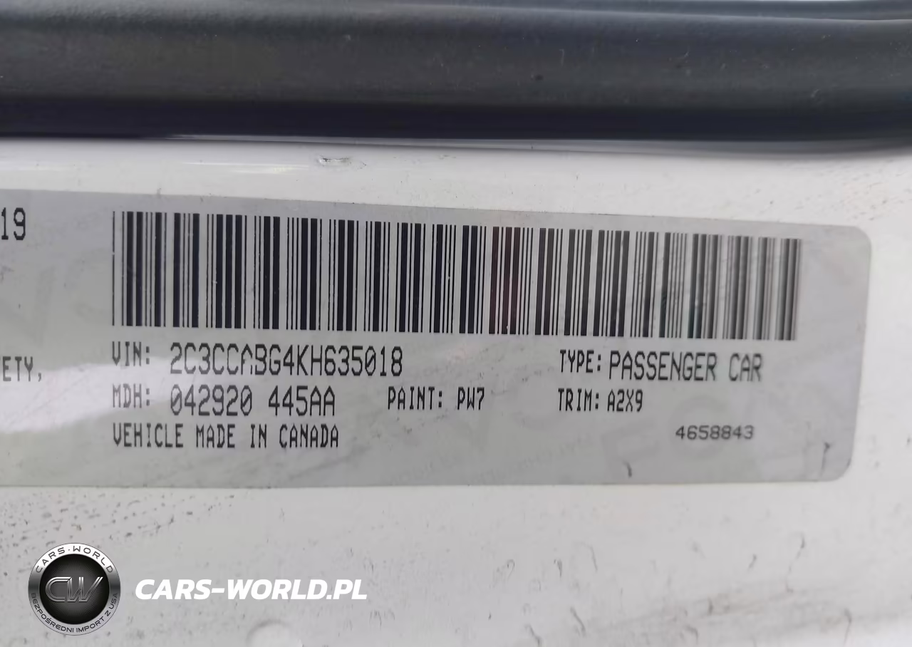 2019 Chrysler 300 300S VIN:2C3CCABG4KH635018 - 9