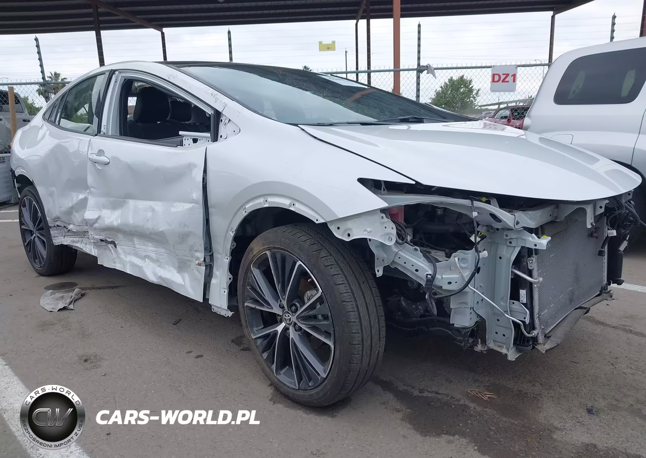 TOYOTA PRIUS LE