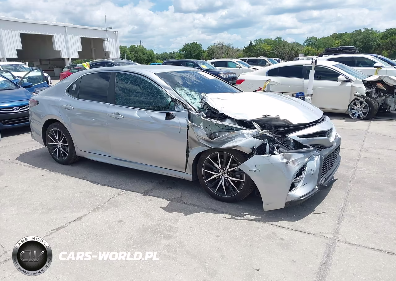 2023 Toyota Camry Se – zdjęcie 1 z 16