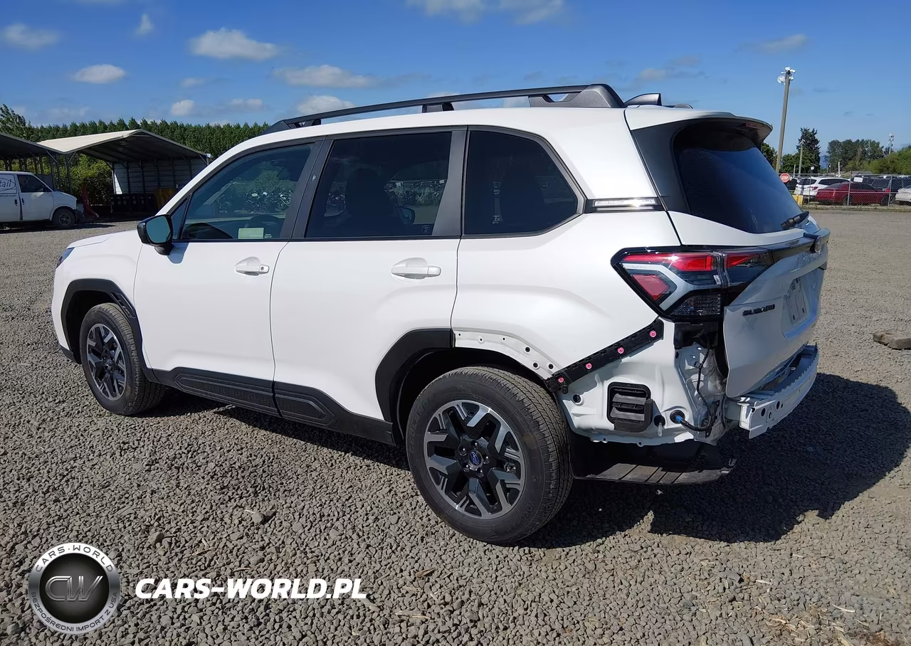 2025 Subaru Forester Premium VIN:JF2SLDBC4SH465739 - 3