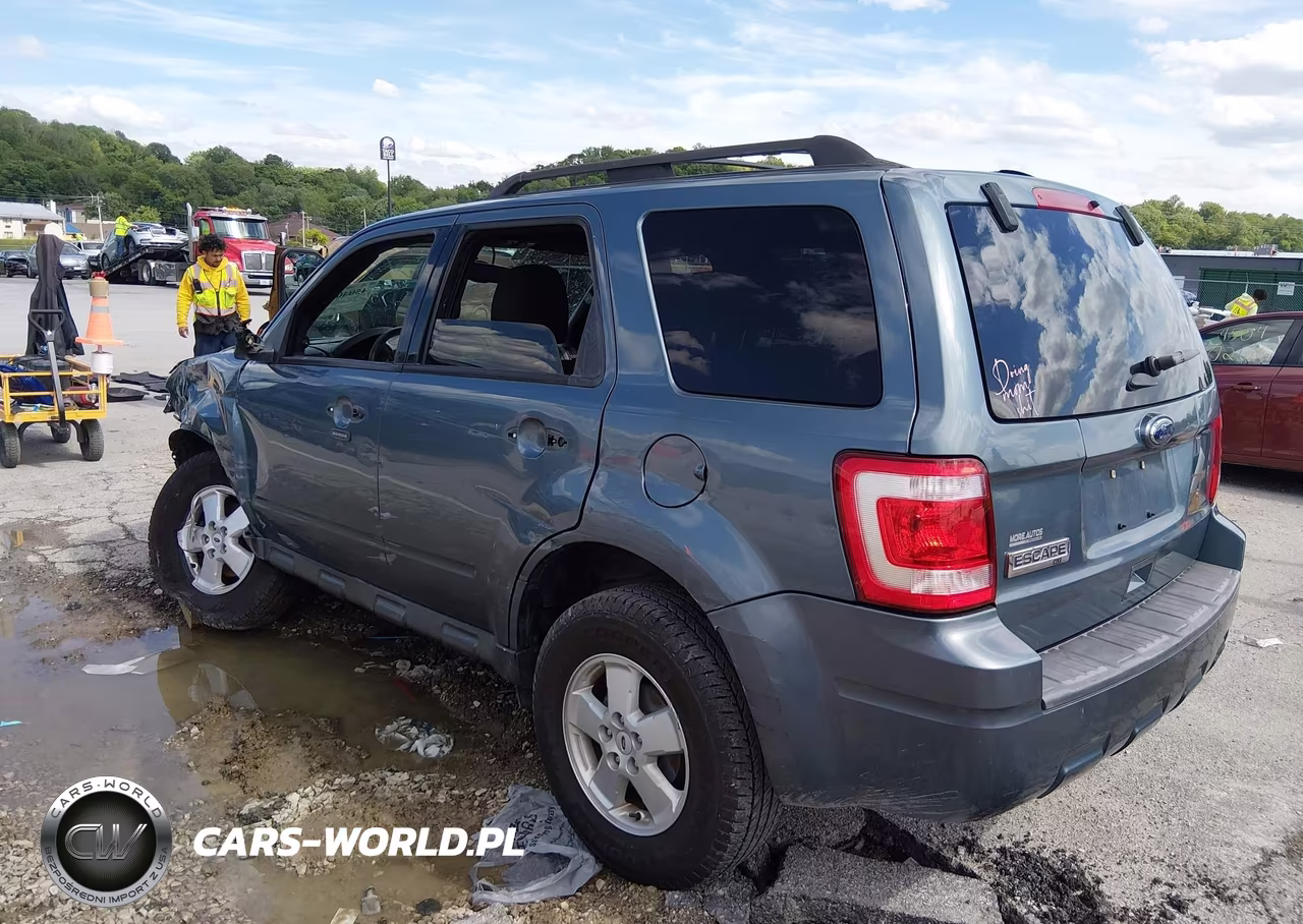 2011 Ford Escape Xlt VIN:1FMCU0D7XBKC01383 - 3