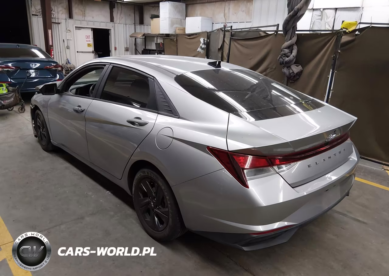 2022 Hyundai Elantra Sel VIN:5NPLM4AG4NH075489 - 3