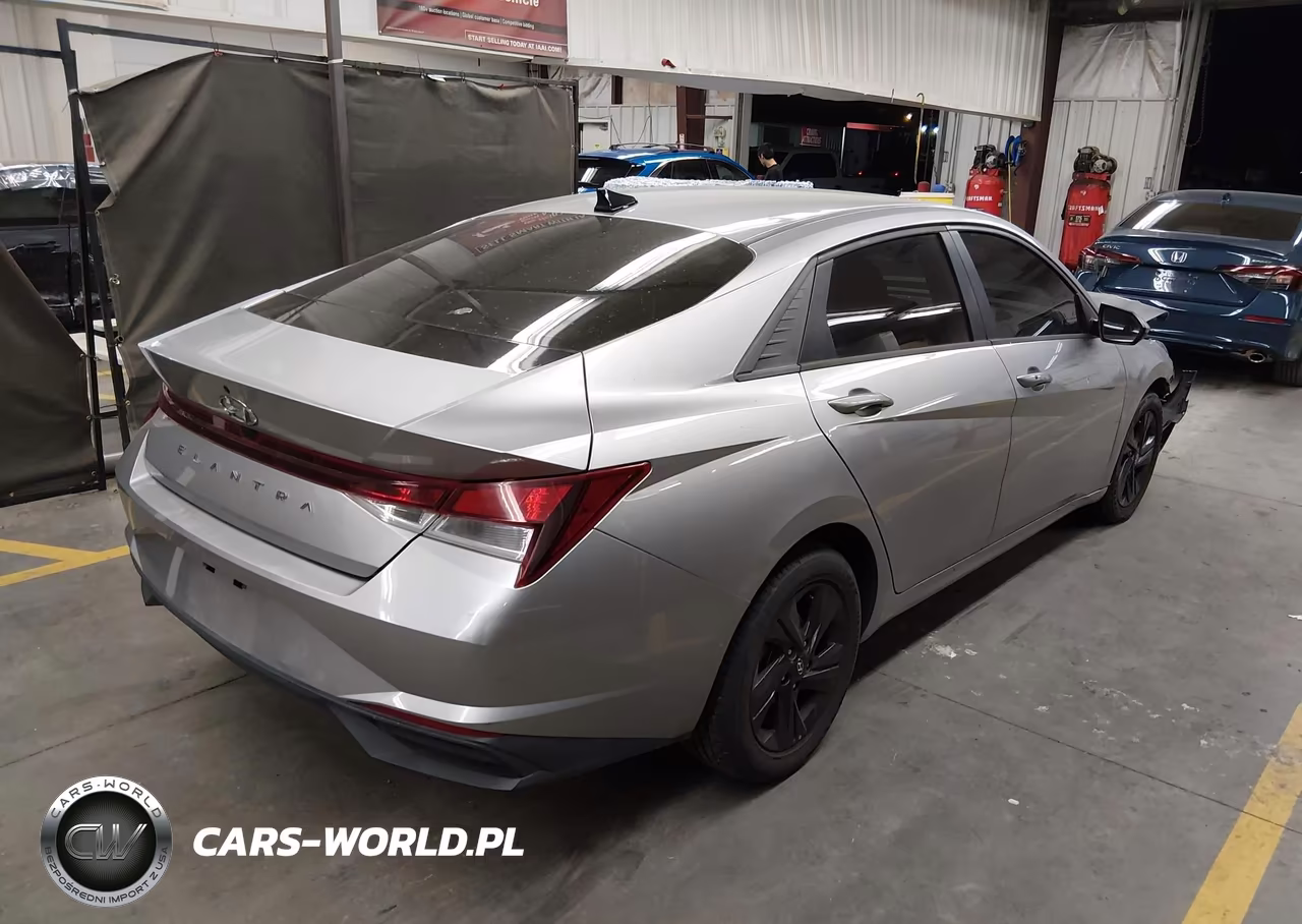 2022 Hyundai Elantra Sel VIN:5NPLM4AG4NH075489 - 4