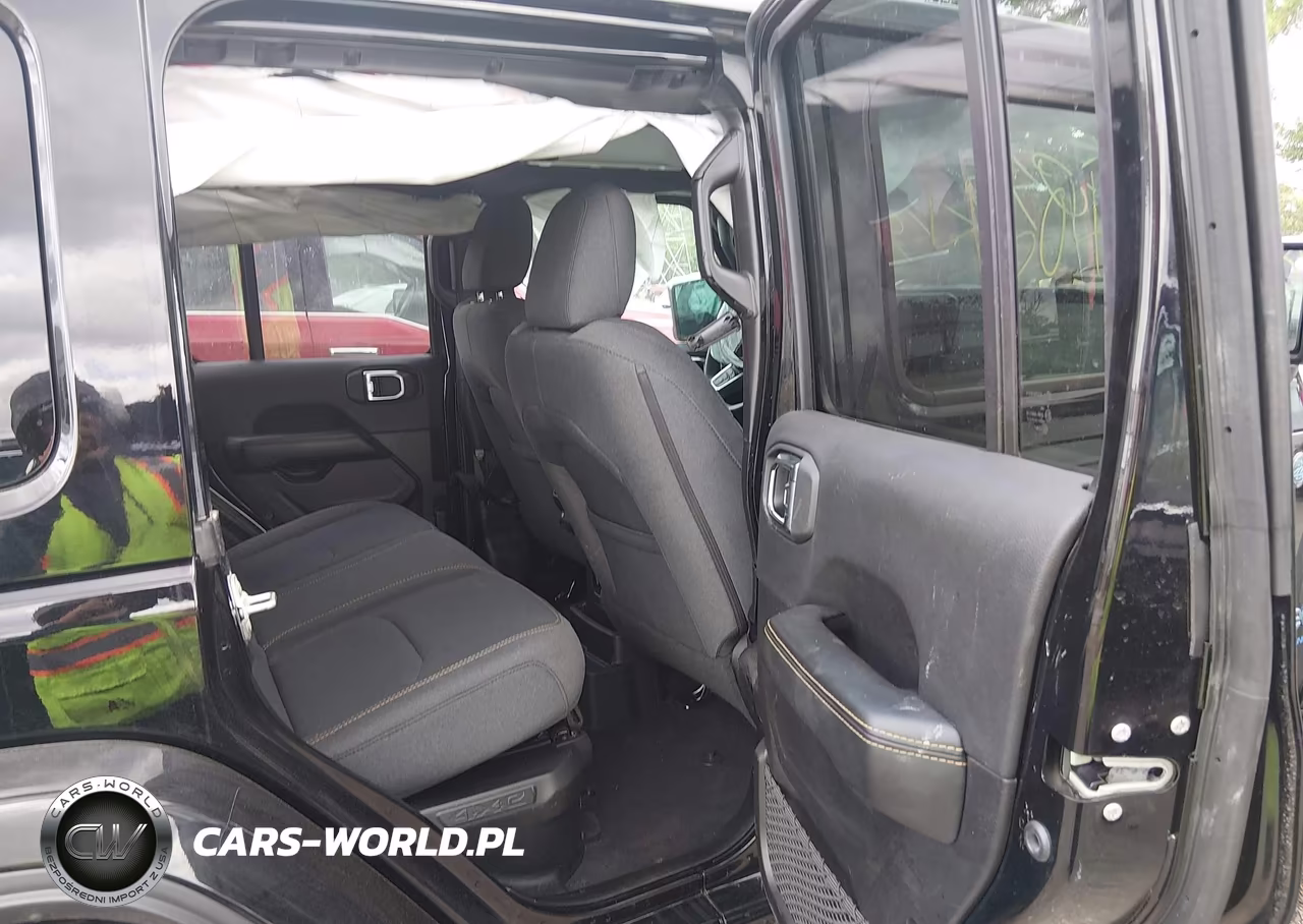 2025 Jeep Wrangler 4Xe Sahara 4Xe VIN:1C4RJXP60SW601755 - 8