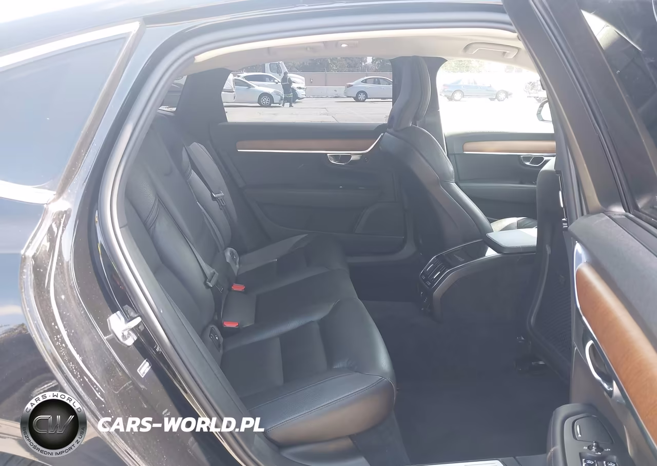 2022 Volvo S90 B6 Momentum VIN:LVY062MK8NP252351 - 8
