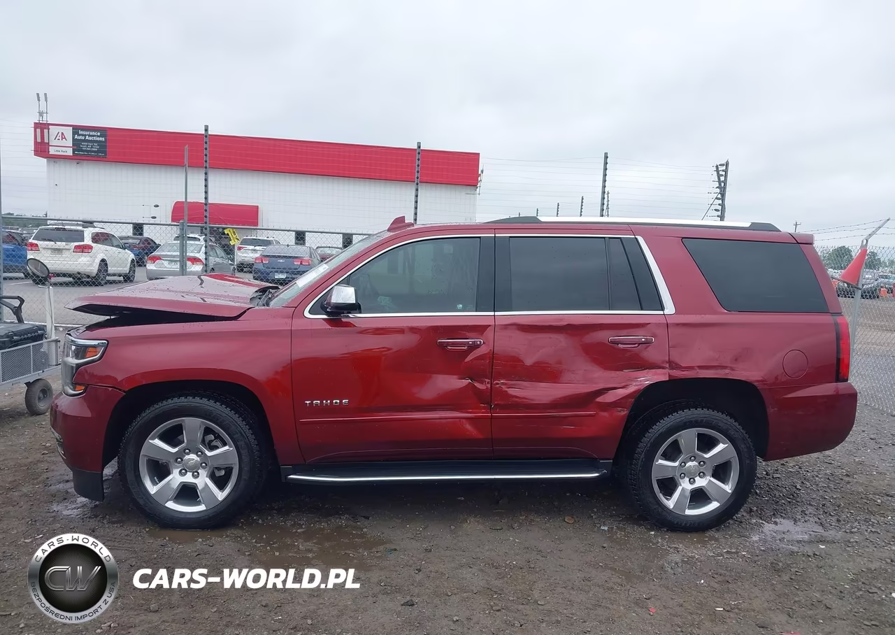 2017 Chevrolet Tahoe Premier VIN:1GNSCCKC8HR384505 - 14