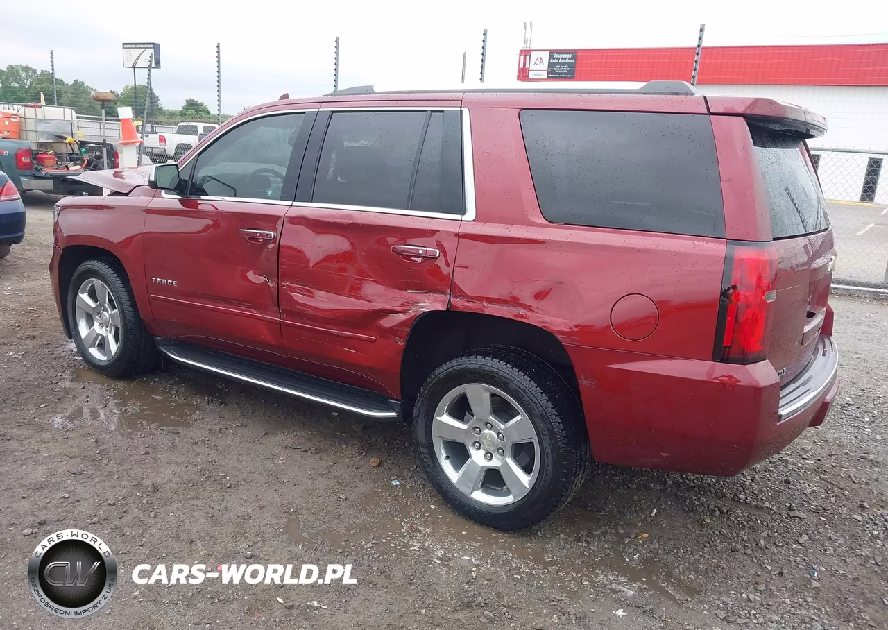 2017 Chevrolet Tahoe Premier VIN:1GNSCCKC8HR384505 - 3