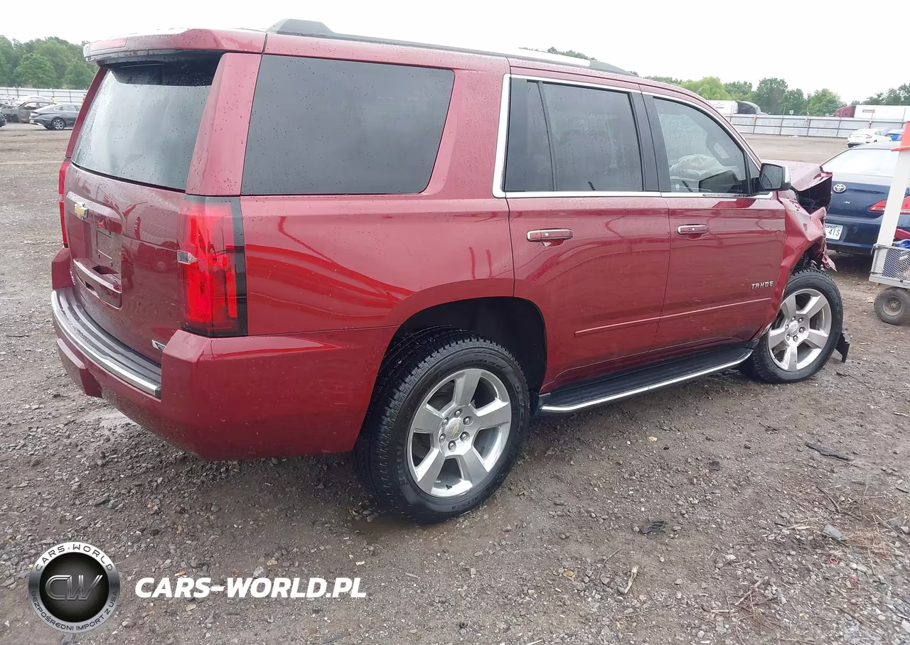2017 Chevrolet Tahoe Premier VIN:1GNSCCKC8HR384505 - 4