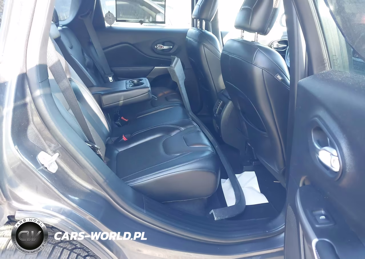 2021 Jeep Cherokee Limited 4X4 VIN:1C4PJMDX9MD104768 - 8