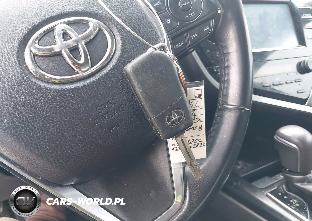 2018 Toyota Camry Se VIN:4T1B11HK8JU658432 - 11