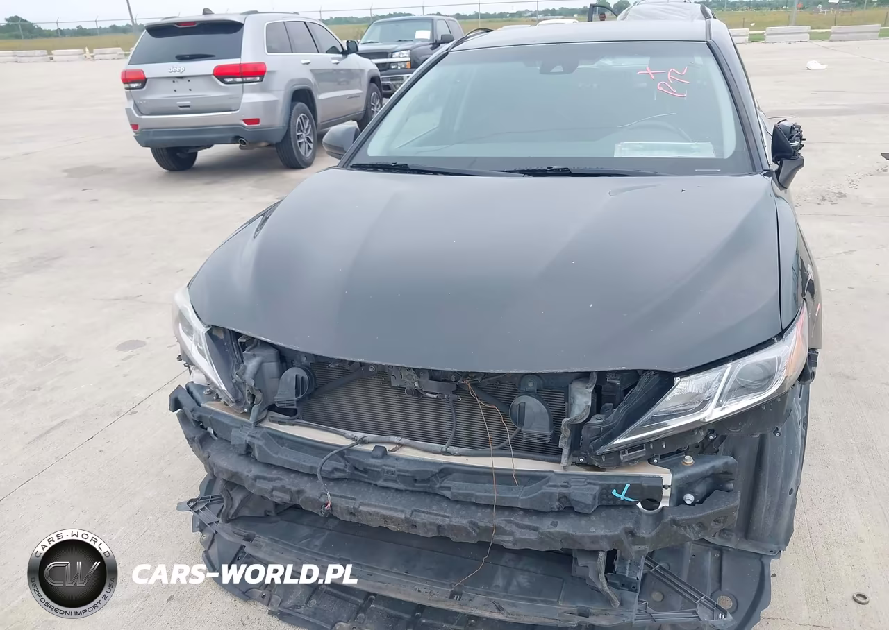 2018 Toyota Camry Se VIN:4T1B11HK8JU658432 - 12