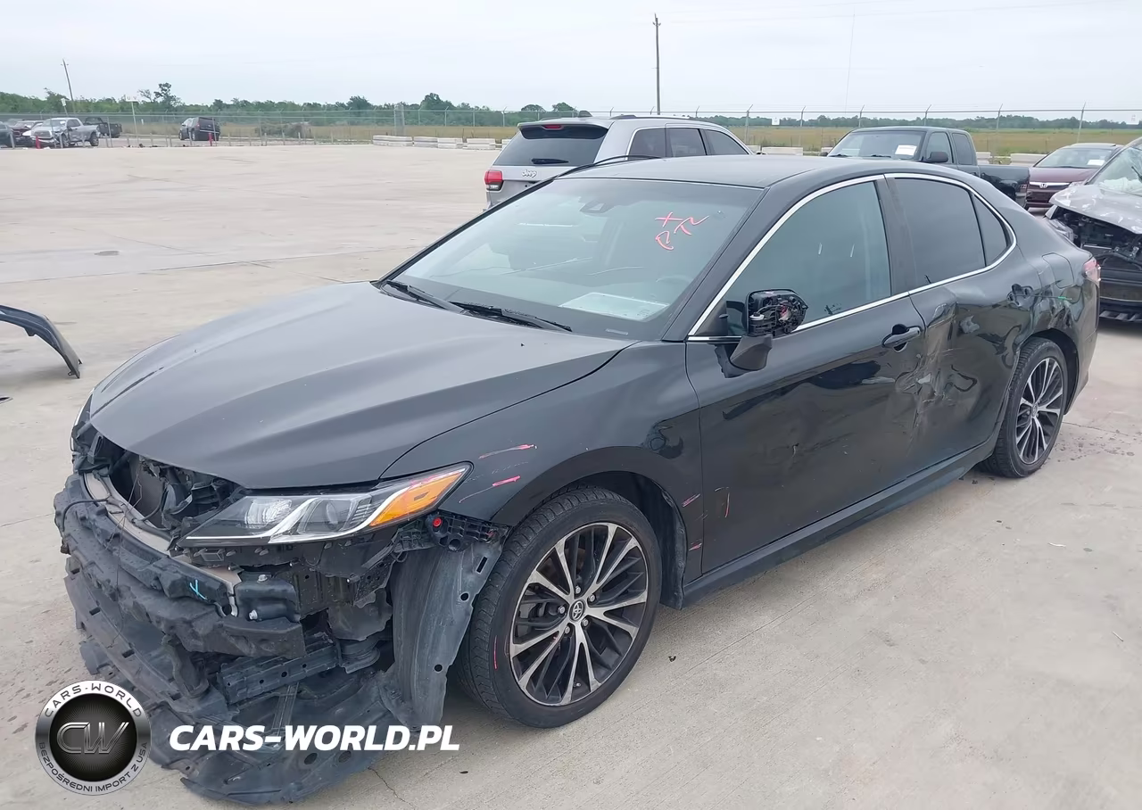 2018 Toyota Camry Se VIN:4T1B11HK8JU658432 - 2