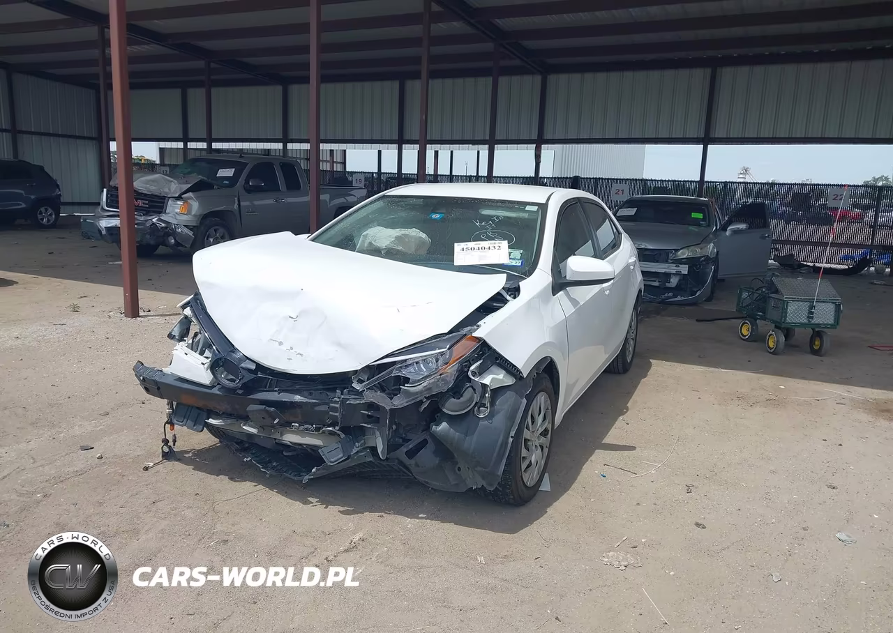2017 Toyota Corolla Le VIN:5YFBURHE7HP664735 - 2