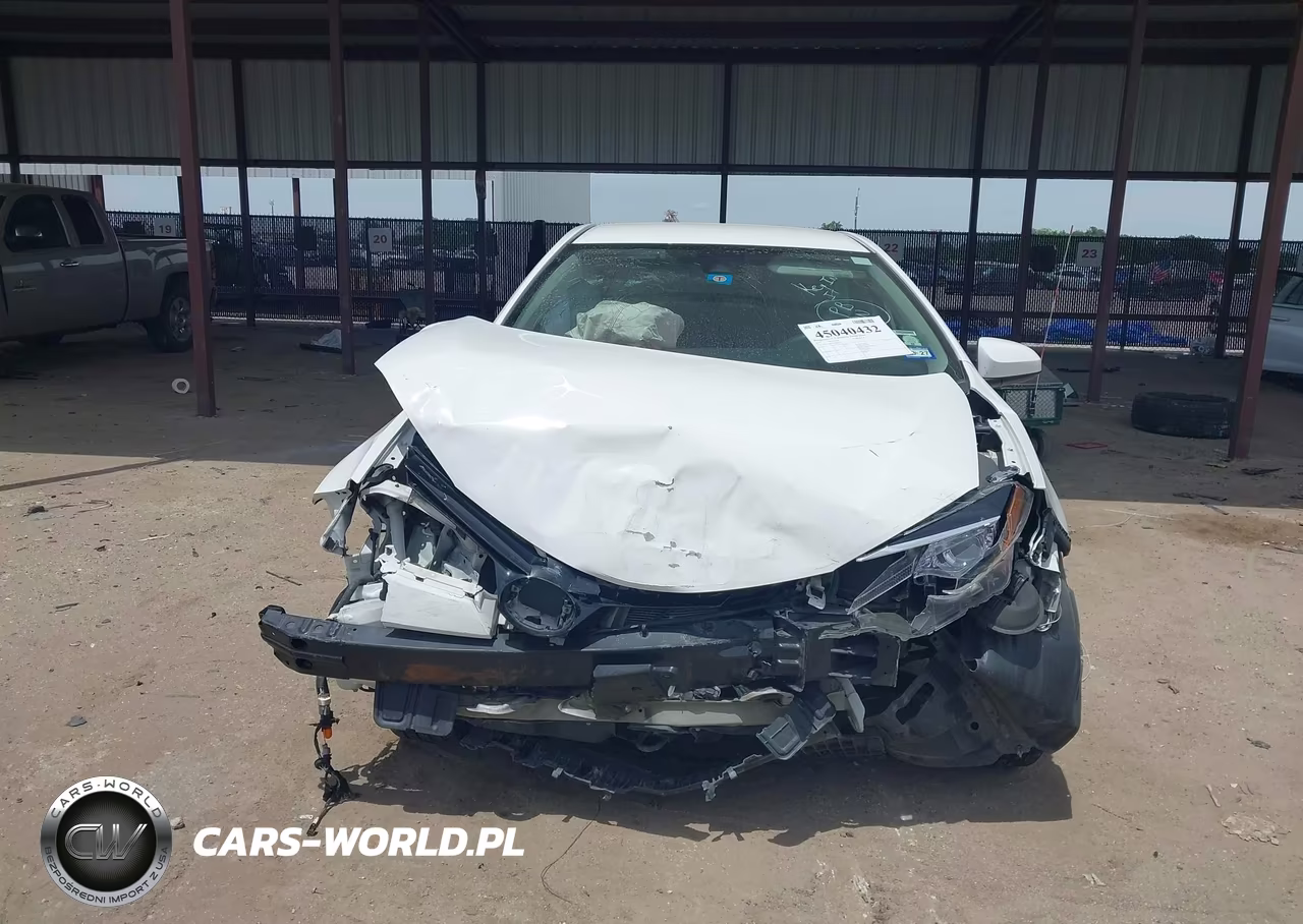2017 Toyota Corolla Le VIN:5YFBURHE7HP664735 - 6