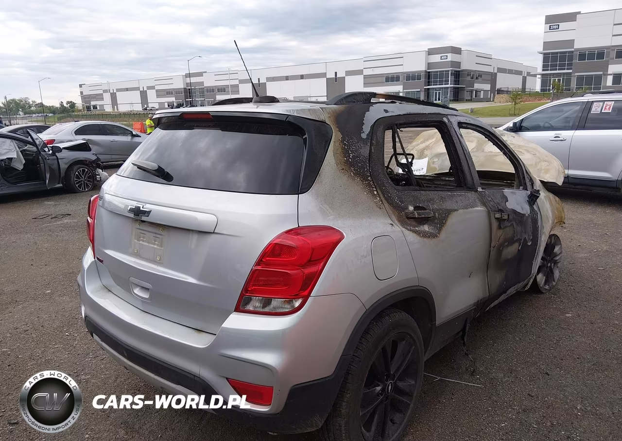 2021 Chevrolet Trax Fwd Lt VIN:KL7CJLSB1MB311809 - 4