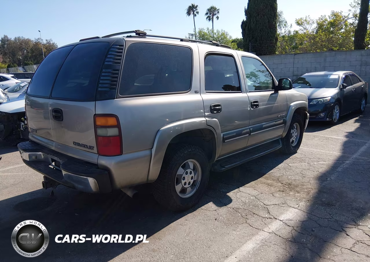 2002 Chevrolet Tahoe Ls VIN:1GNEC13T52R129382 - 4
