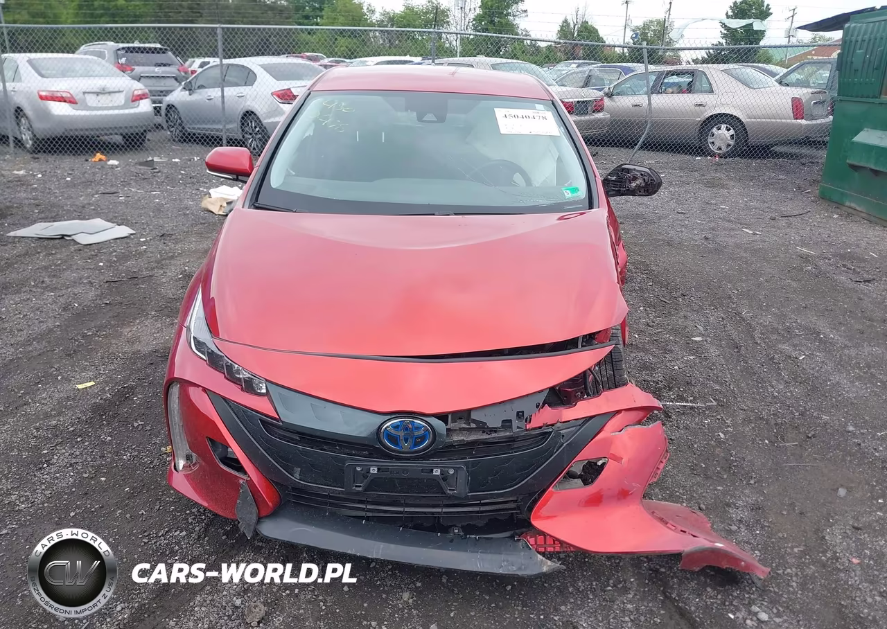 2018 Toyota Prius Prime Plus VIN:JTDKARFP8J3087368 - 13