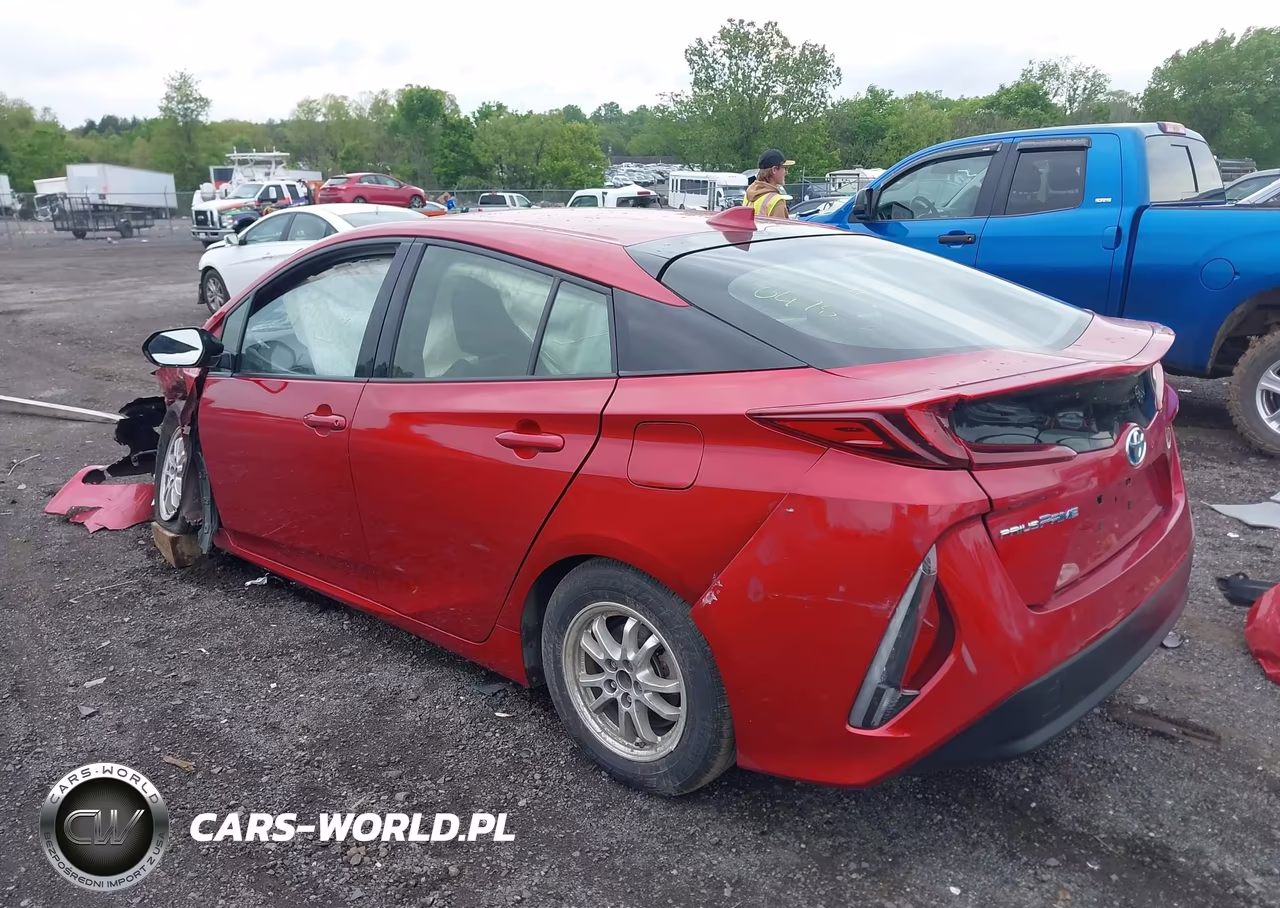 2018 Toyota Prius Prime Plus VIN:JTDKARFP8J3087368 - 3