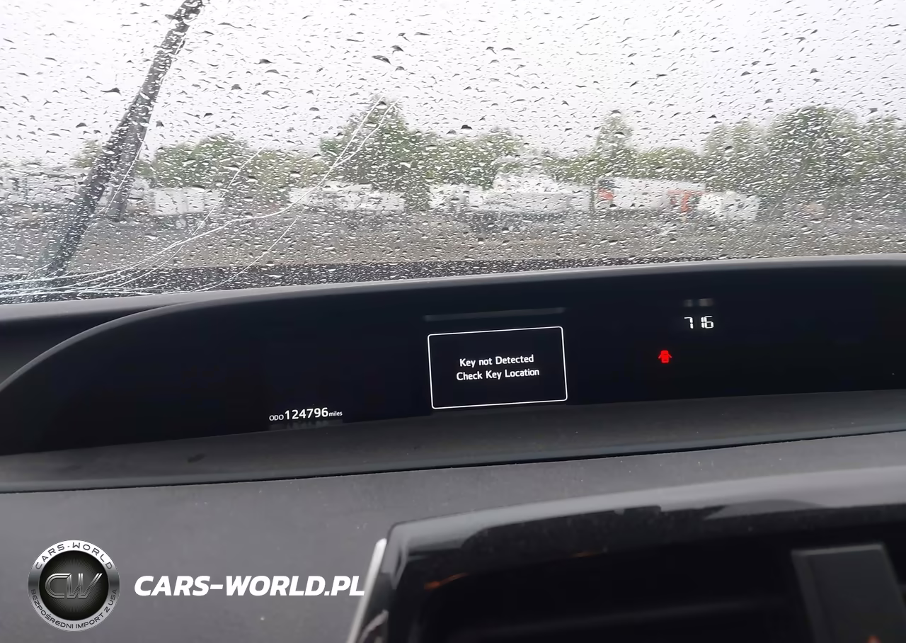 2018 Toyota Prius Prime Plus VIN:JTDKARFP8J3087368 - 7