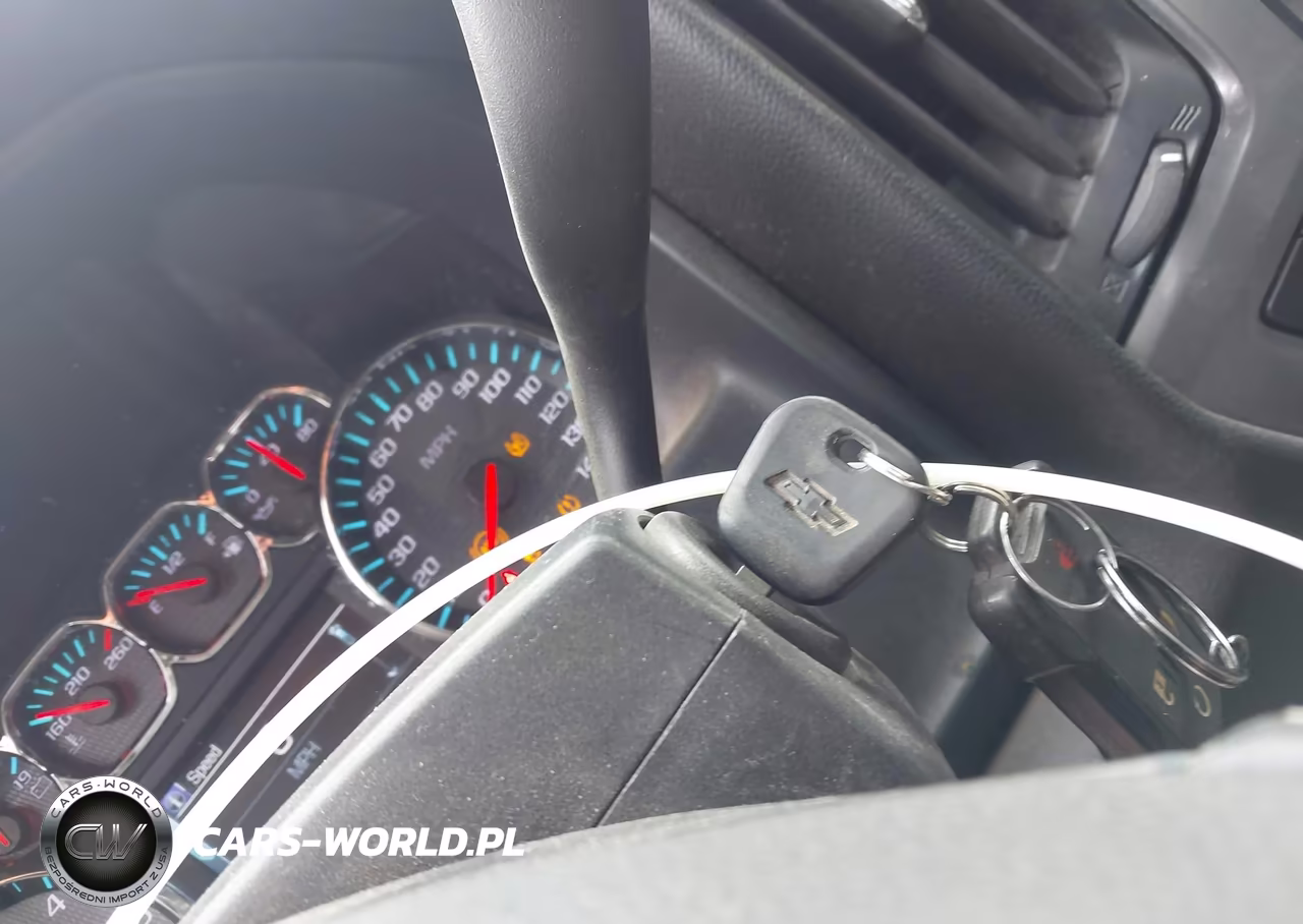 2018 Chevrolet Silverado 1500 2Lt VIN:3GCUKREC0JG626082 - 11