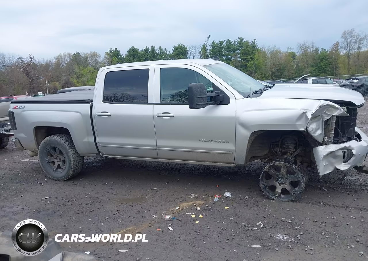 2018 Chevrolet Silverado 1500 2Lt VIN:3GCUKREC0JG626082 - 13