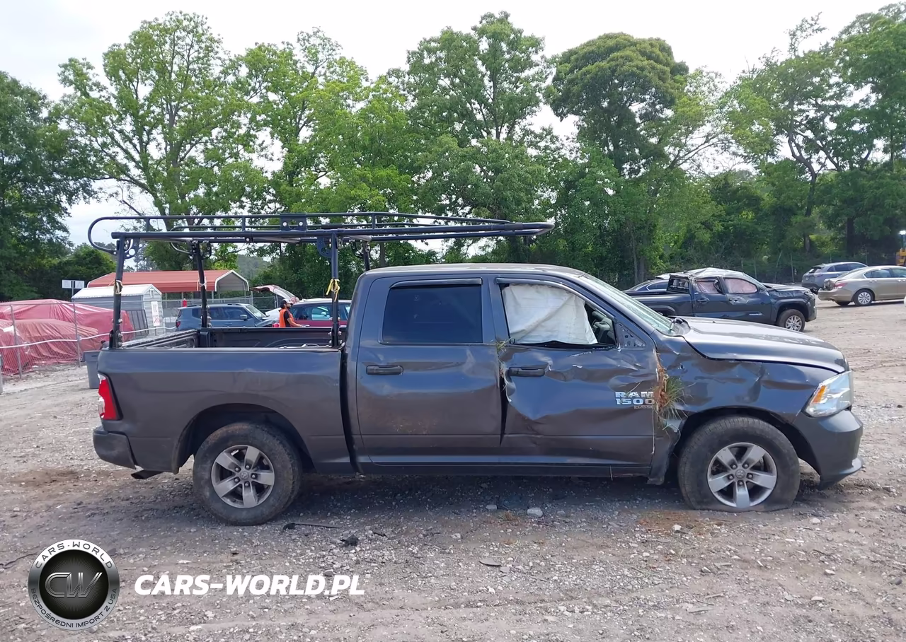 2019 Ram 1500 Classic Express 4X4 5'7 Box VIN:1C6RR7KT0KS615885 - 13