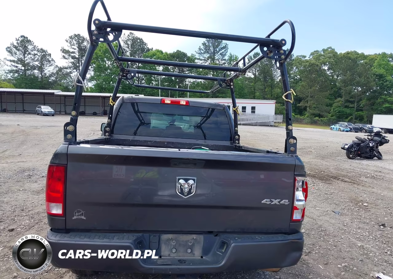 2019 Ram 1500 Classic Express 4X4 5'7 Box VIN:1C6RR7KT0KS615885 - 16
