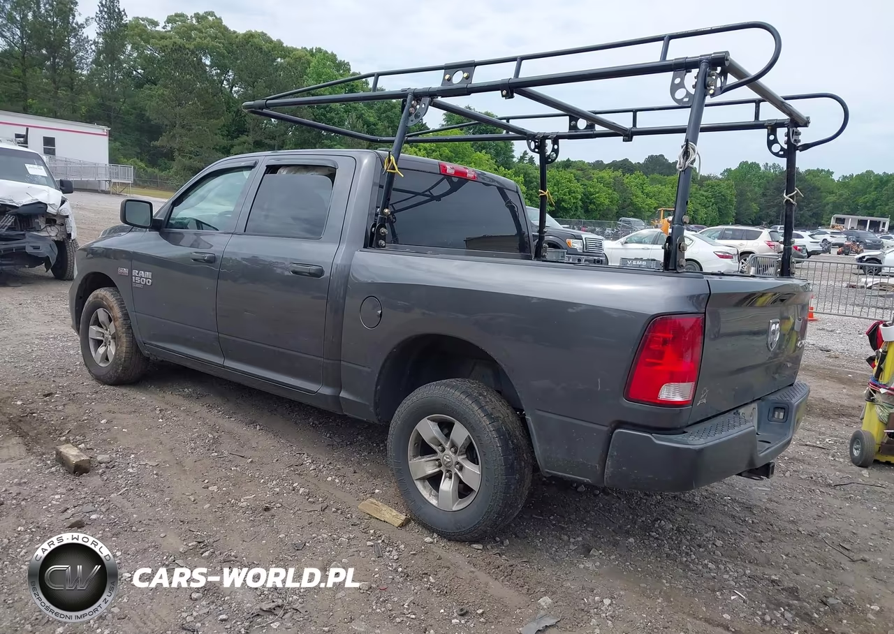 2019 Ram 1500 Classic Express 4X4 5'7 Box VIN:1C6RR7KT0KS615885 - 3