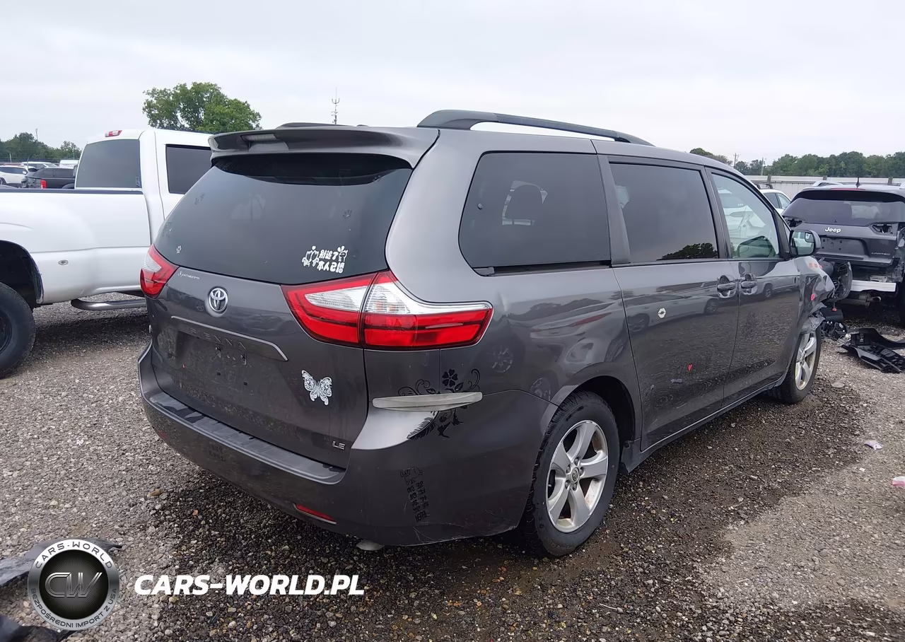2016 Toyota Sienna Le 8 Passenger VIN:5TDKK3DC0GS754502 - 4