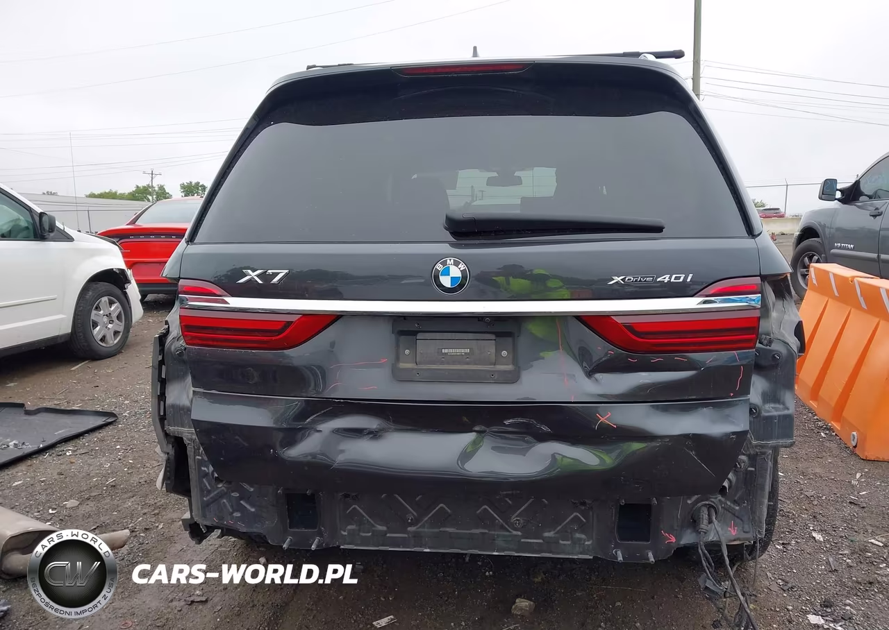 2021 BMW X7 xDrive40I VIN:5UXCW2C01M9H51792 - 17