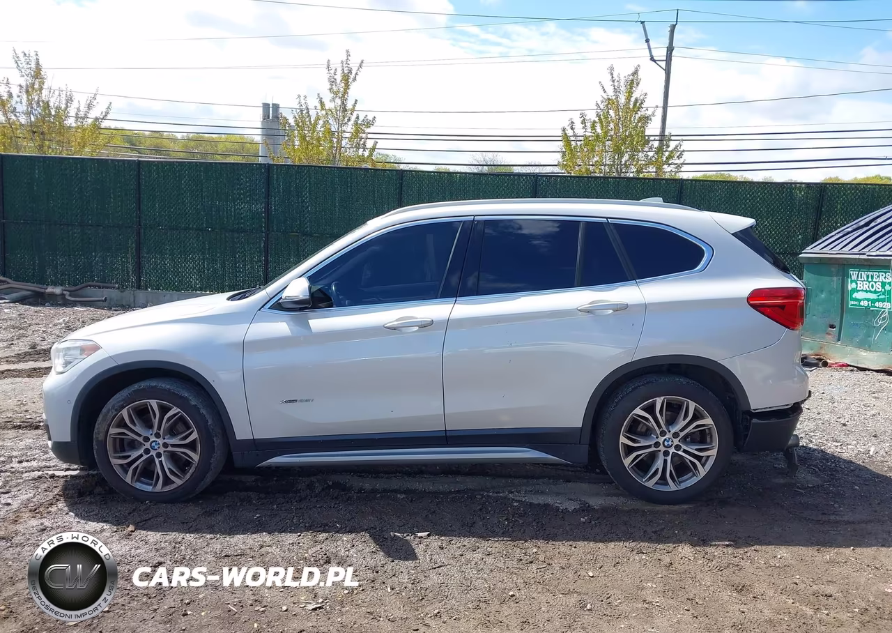 2017 BMW X1 xDrive28I VIN:WBXHT3C35H5F78729 - 14