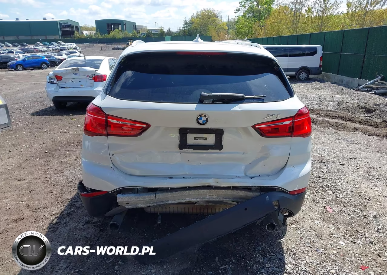 2017 BMW X1 xDrive28I VIN:WBXHT3C35H5F78729 - 16