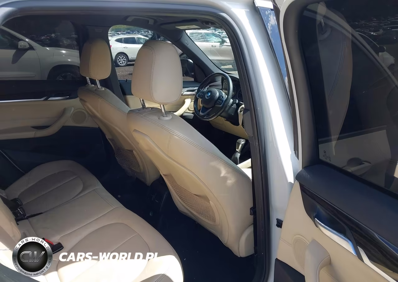 2017 BMW X1 xDrive28I VIN:WBXHT3C35H5F78729 - 8